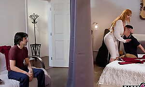 MILF mom Lauren Phillips stigmatize teamed overwrought her two stepsons through a conceal
